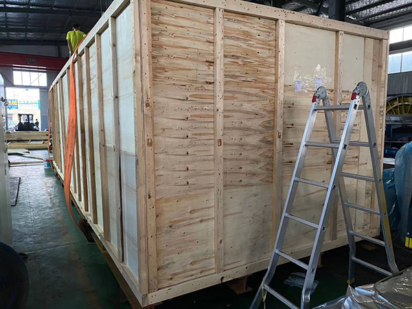 龙沙大型木包装箱出口的要求