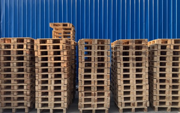 龙沙木托盘摆放技巧